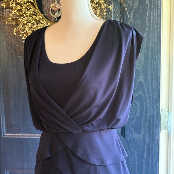 $125 LAUNDRY BY SHELLI SEGAL Navy Blue Tulip Tiered Sleeveless Cocktail Dress 4 - Picture 3 of 13